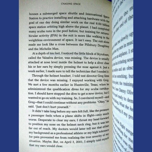 Book - Chasing Space: An Astronaut's Story of Grit, Grace, and Second Chances - Picture 7 of 14